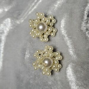 Vintage Unsigned Faux Pearl Cluster Earrings Silver Tone Clip On